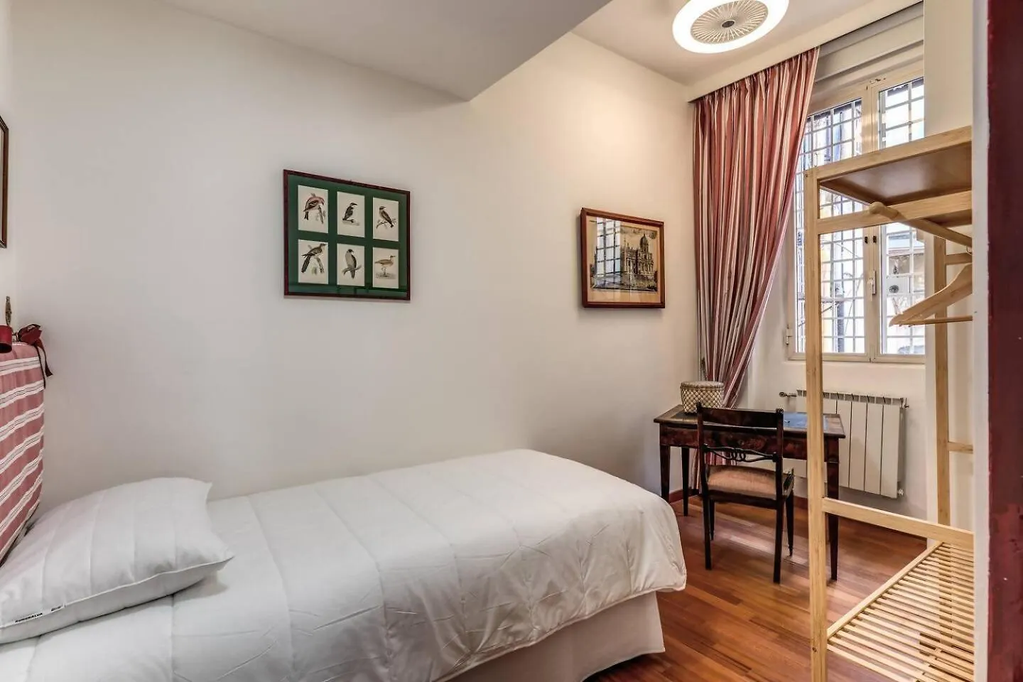 Domus In Via Del Corso Apartment Rome Italy
